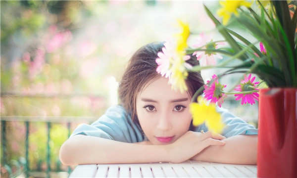 芒康标题：试管代怀生子的原理及其帮助不孕不育家庭生子的有效方案